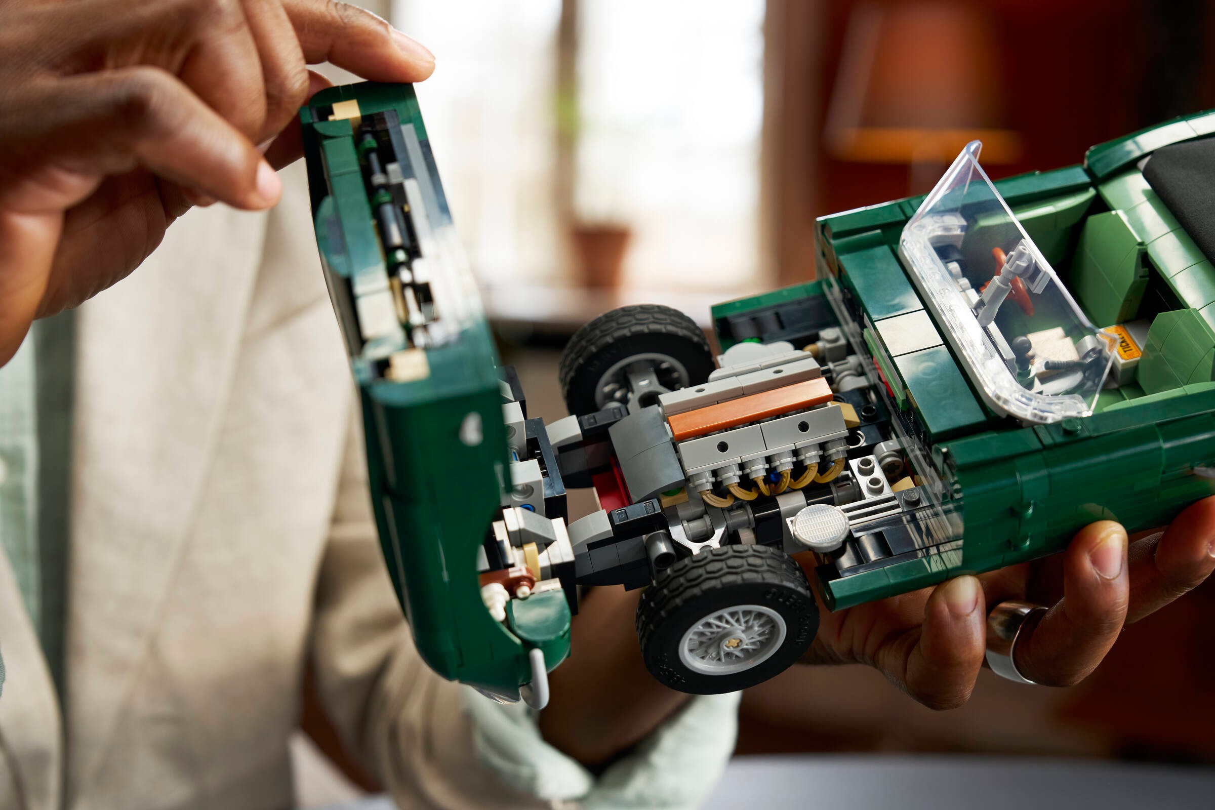 Jaguar E-type — 13