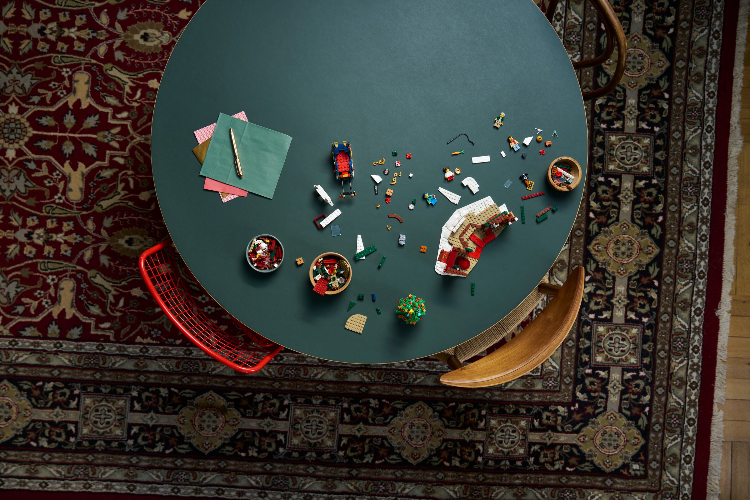 Holiday House — 11