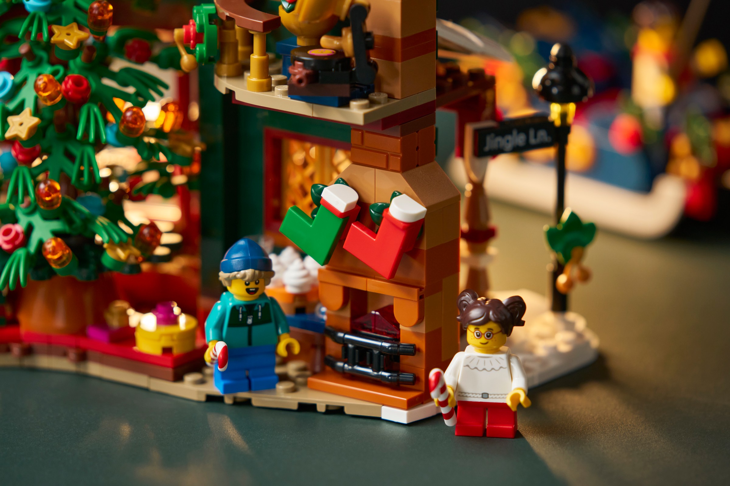 Holiday House — 15