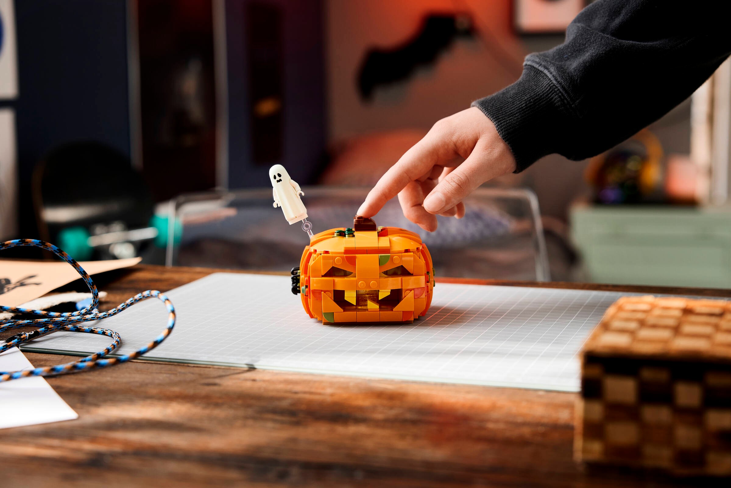 Halloween Pumpkin Lantern — 11