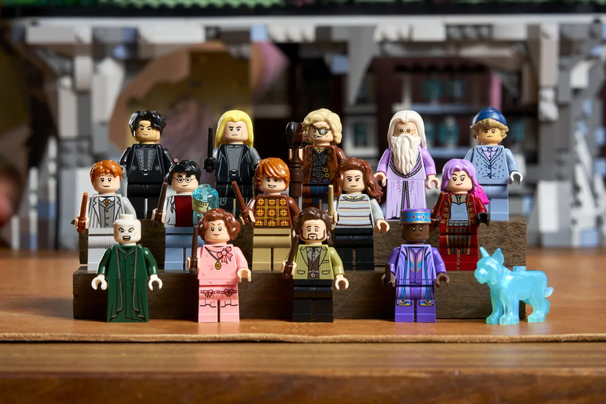 Arabella Figg and new minifigures