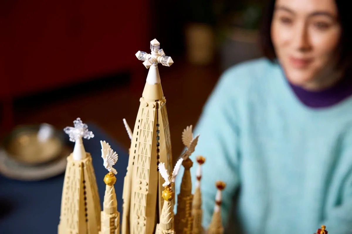 LEGO 21065 Sagrada Família detail